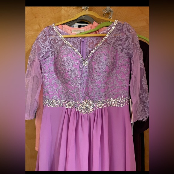 LanTing A-Line NEW Fits sz. 10-12 Elegant Lilac purple long dress Wedding MOB 💕 - Picture 10 of 16